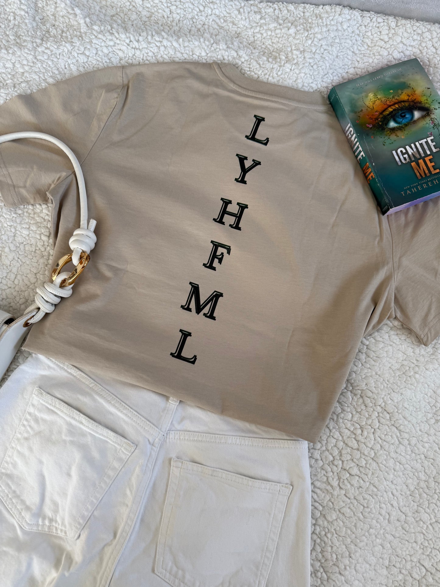 Yes, love? - t-shirt
