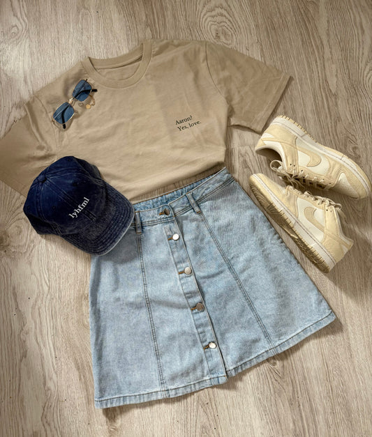 Yes, love? - t-shirt