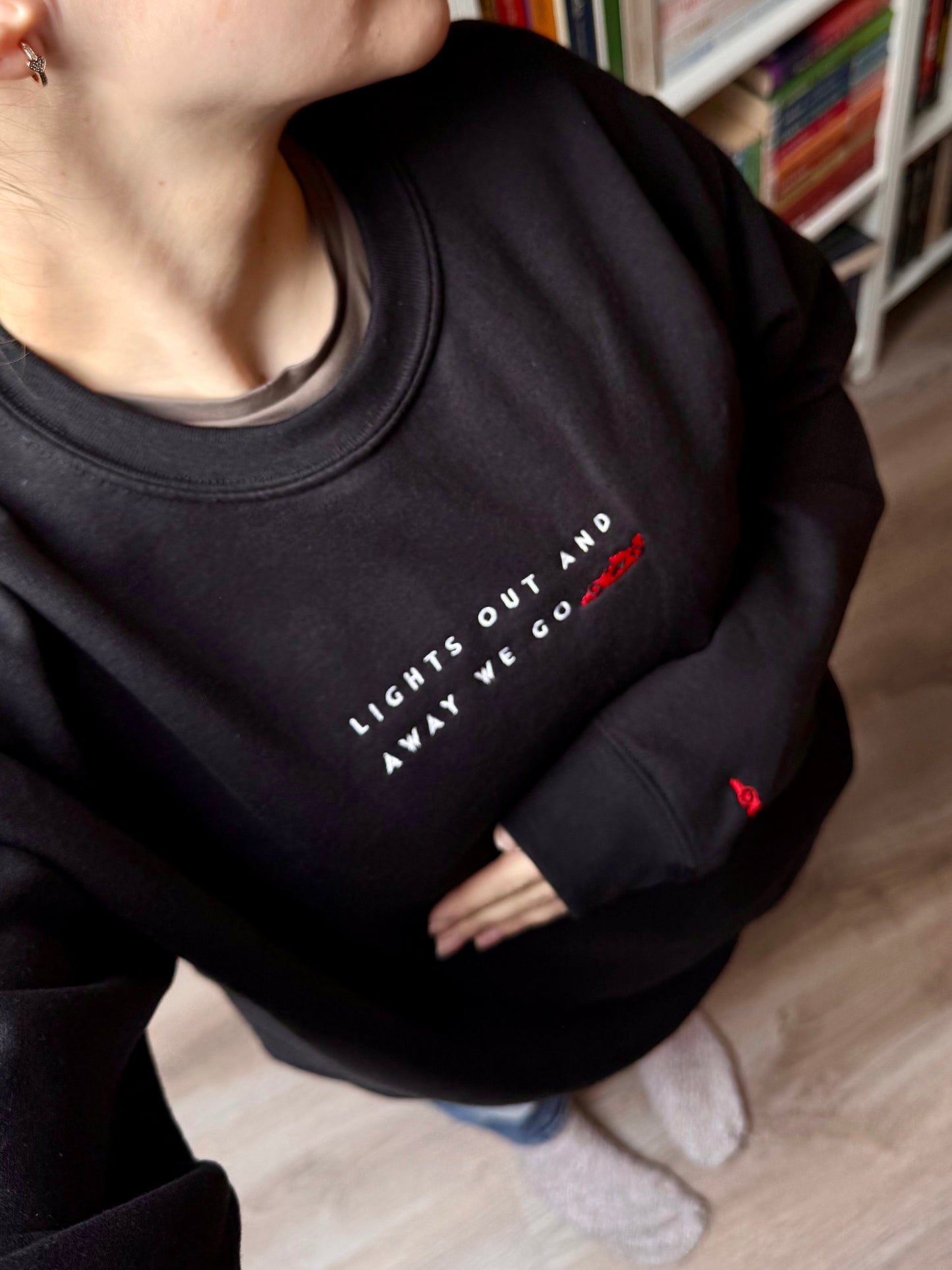 lights out - crewneck