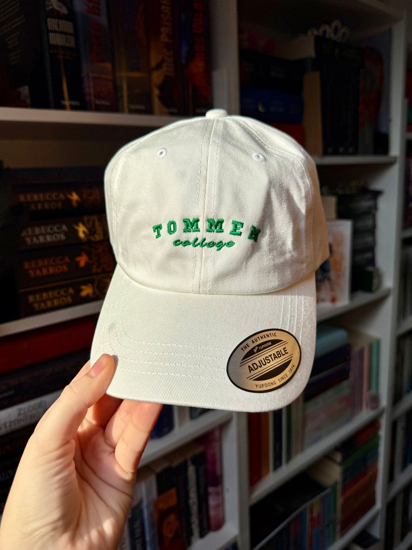 Tommen College - kšiltovka