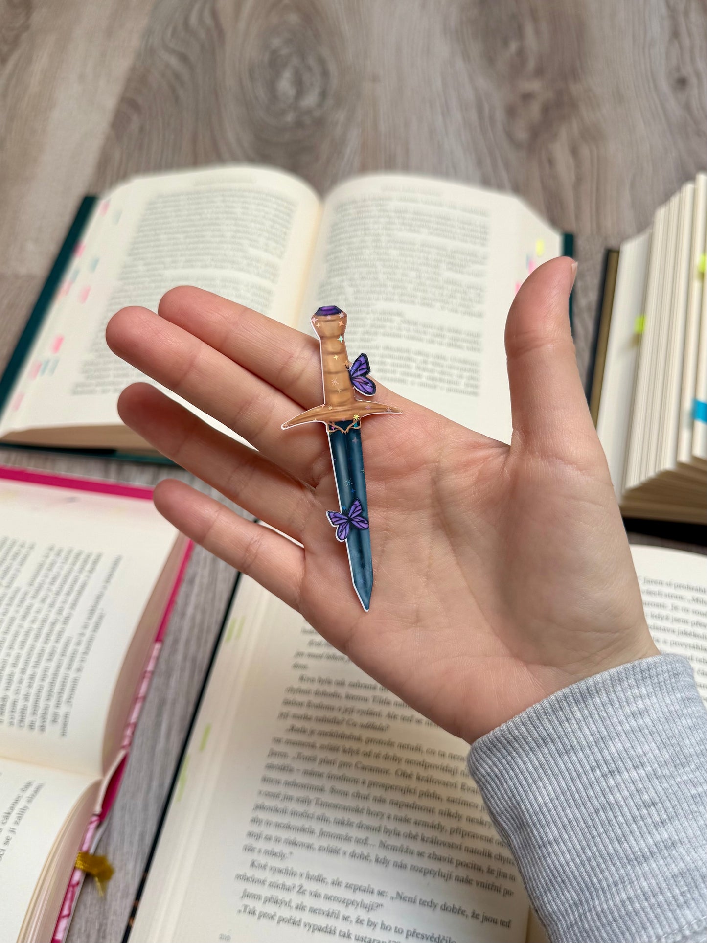 dagger - laminovaná samolepka