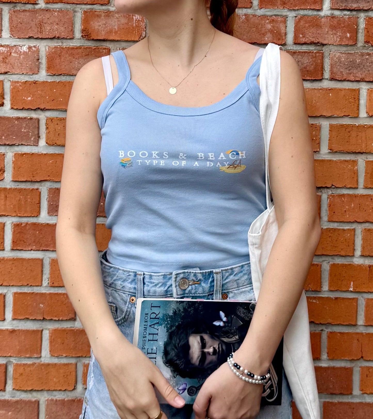 books & beach - tank top