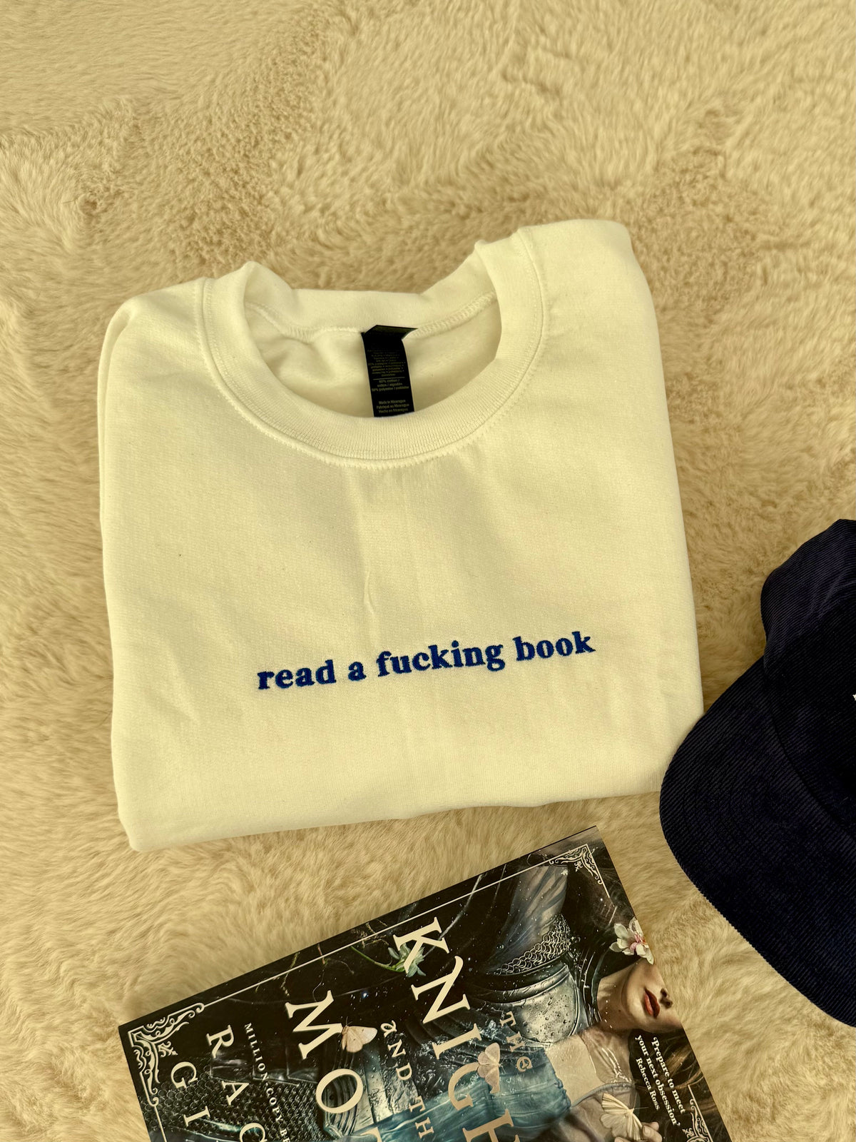 read a fcking book - mikina