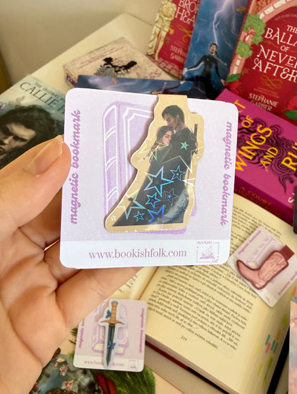 dragon riders hug - magnetic bookmark