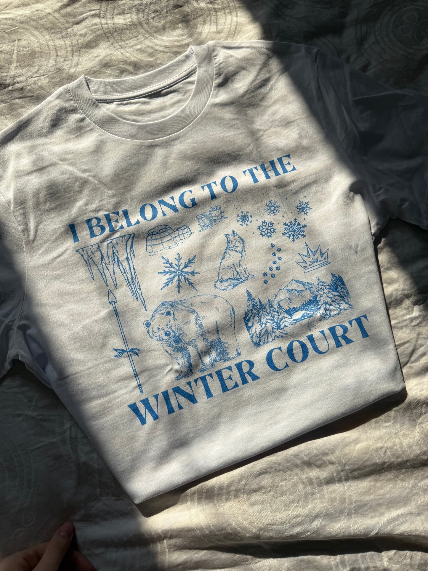 Winter Court - t-shirt