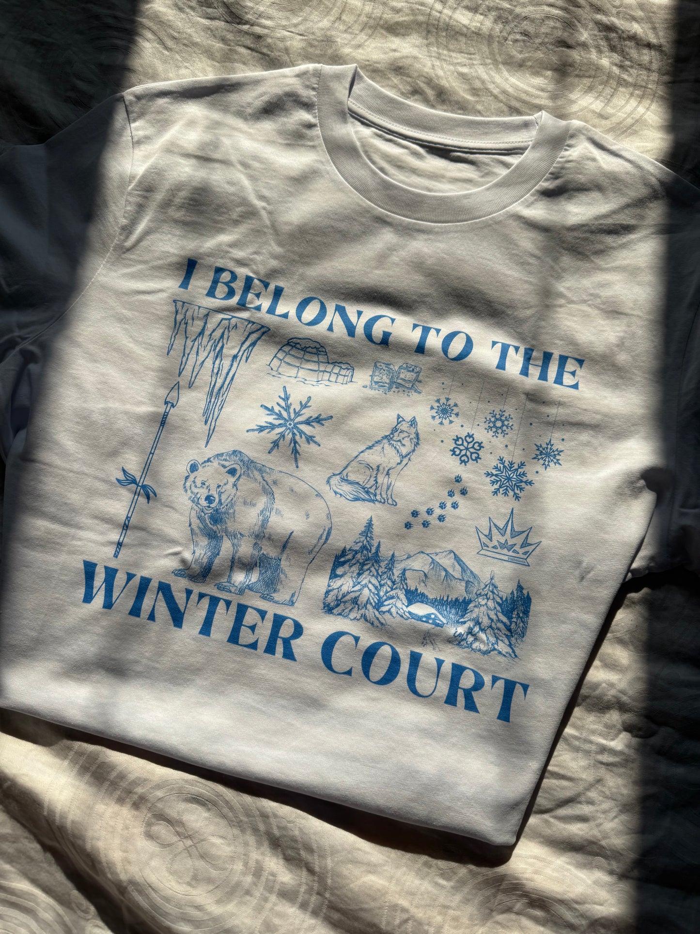 Winter Court - t-shirt