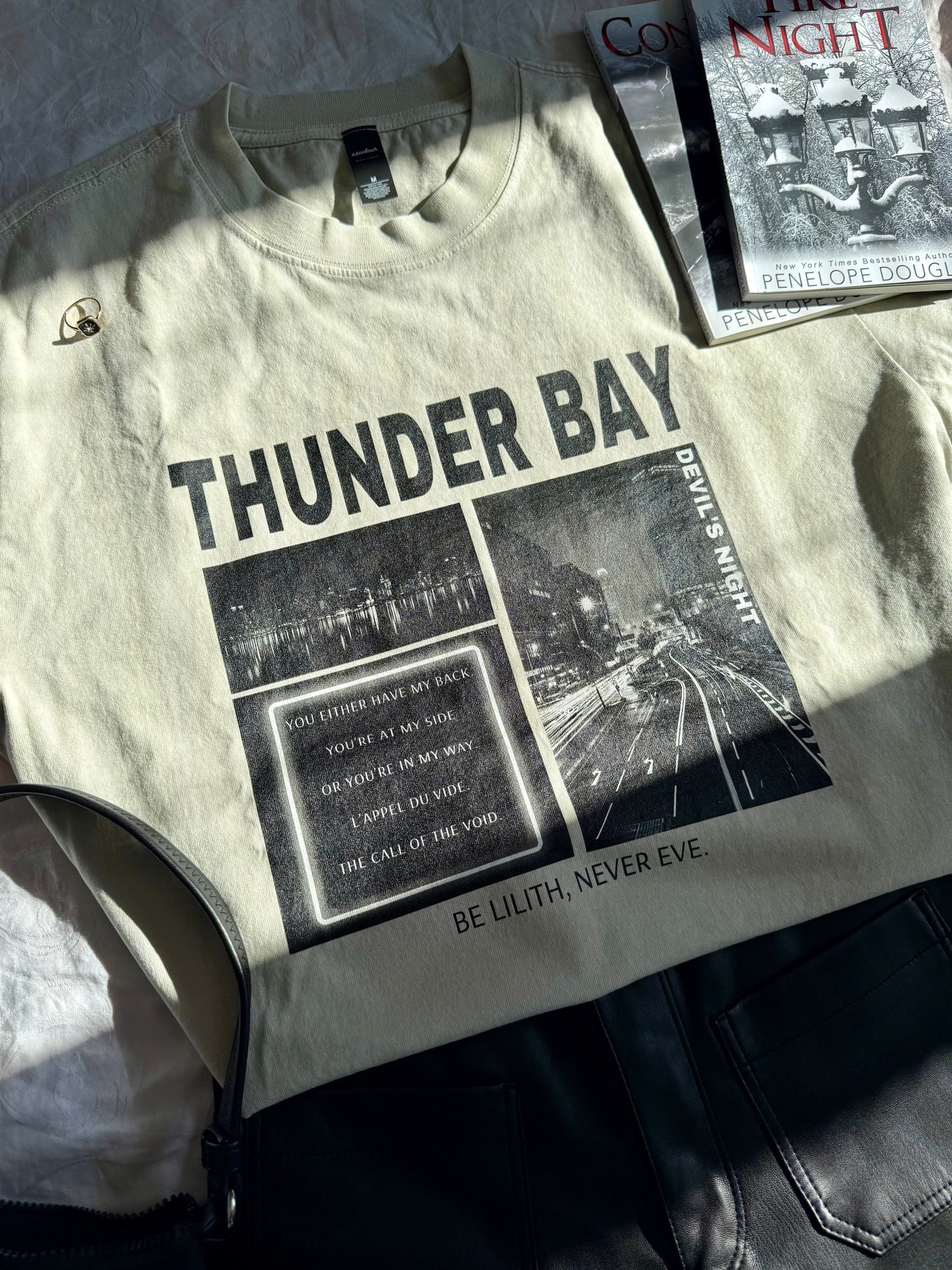 Thunder Bay - triko premium