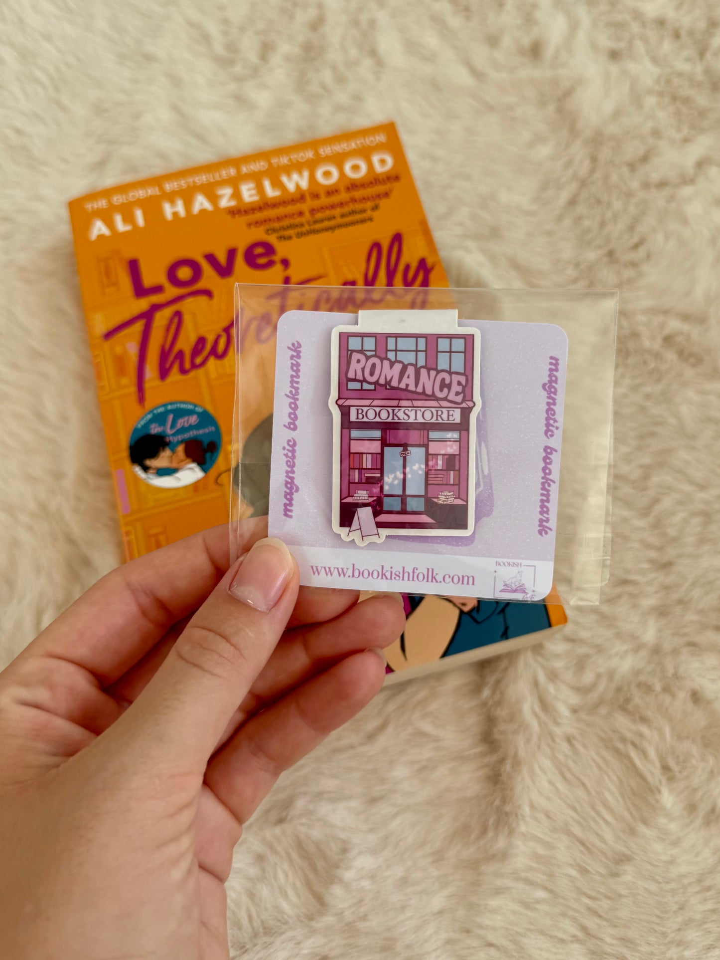 romance bookstore - magnetic bookmark