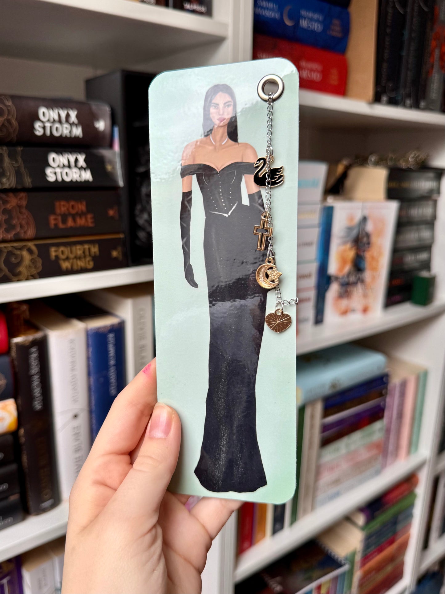 BANKS - bookmark with charms