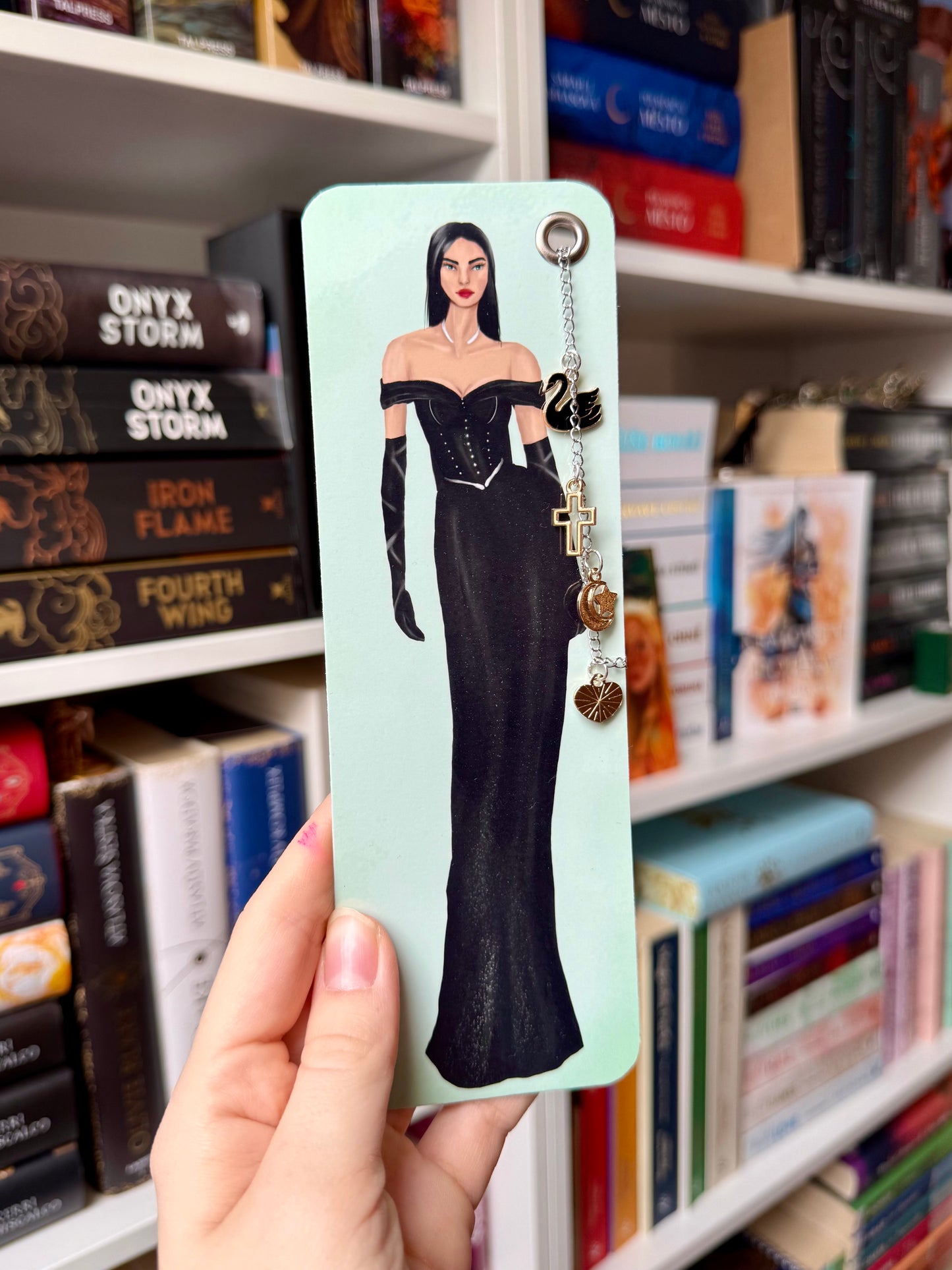 BANKS - bookmark with charms
